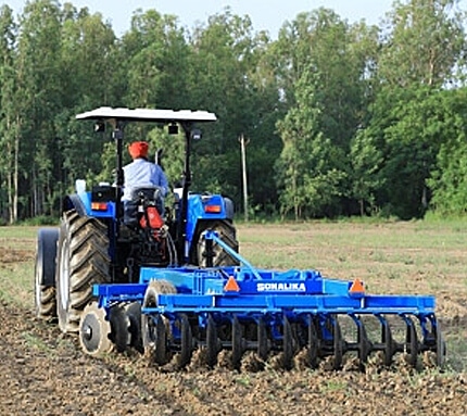 Advanced agriculture tractors from Sonalika built for Moroccan Agricultural Needs